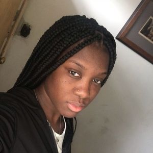 Meet your Posher, Devonnie